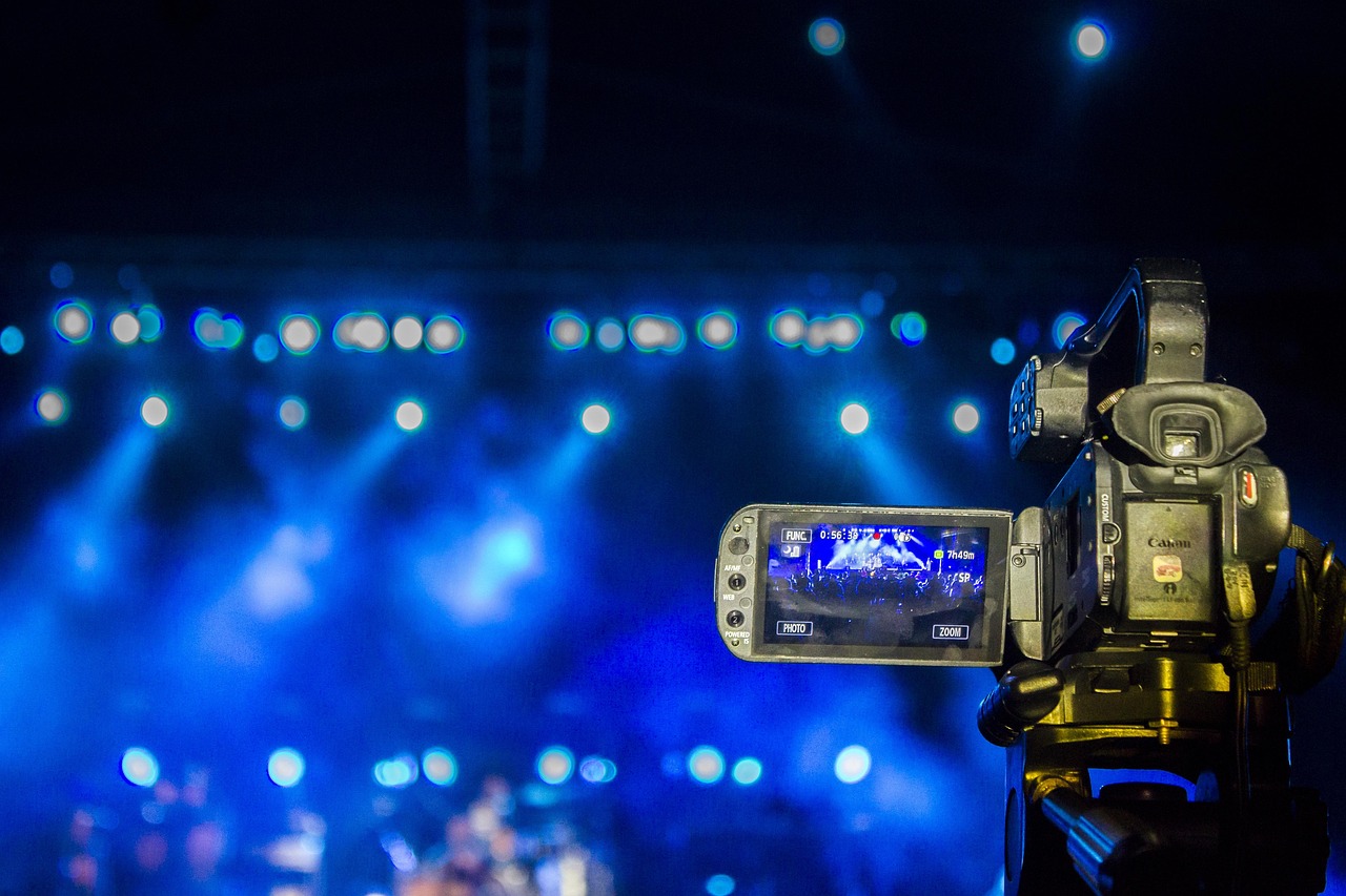 videographer, camera, video, cameraman, men, people, tv, production, diffusion, videographer, videographer, videographer, videographer, videographer, cameraman, cameraman